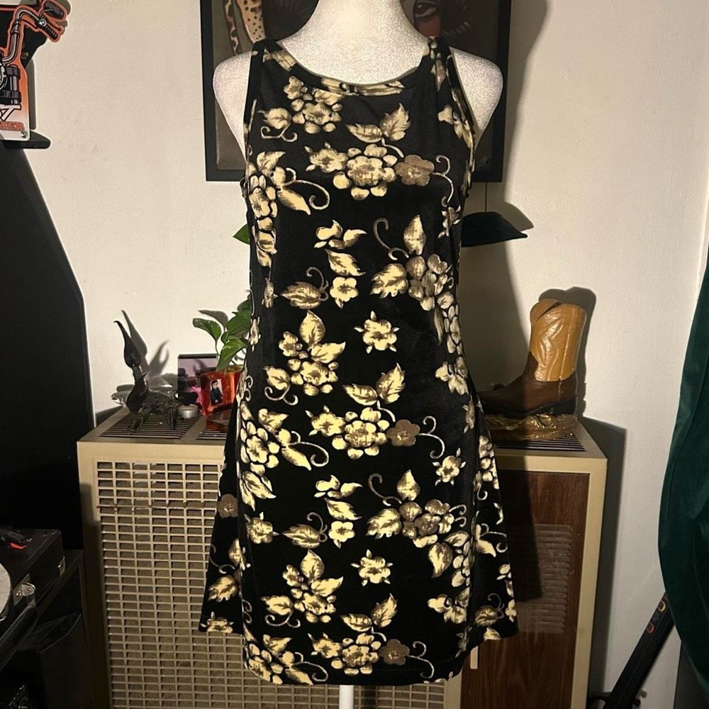 Vintage Charlotte Russe Velvet Velour Floral Body Con Dress.